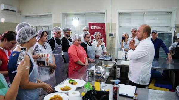 В Благовещенске на "Гастрокэмпе" лучшие повара создали меню из местных продуктов