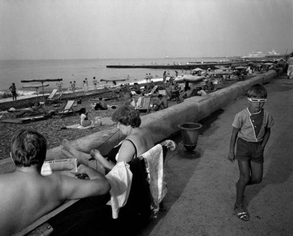 Сочи — российская ривьера 1988 года в фотографиях Карла де Кейзера Сочи — российская ривьера 1988 года в фотографиях Карла де Кейзера