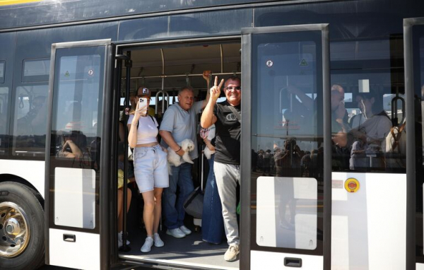 Геленджик принял первый рейс из Москвы, теперь полеты будут ежедневными Геленджик принял первый рейс из Москвы, теперь полеты будут ежедневными